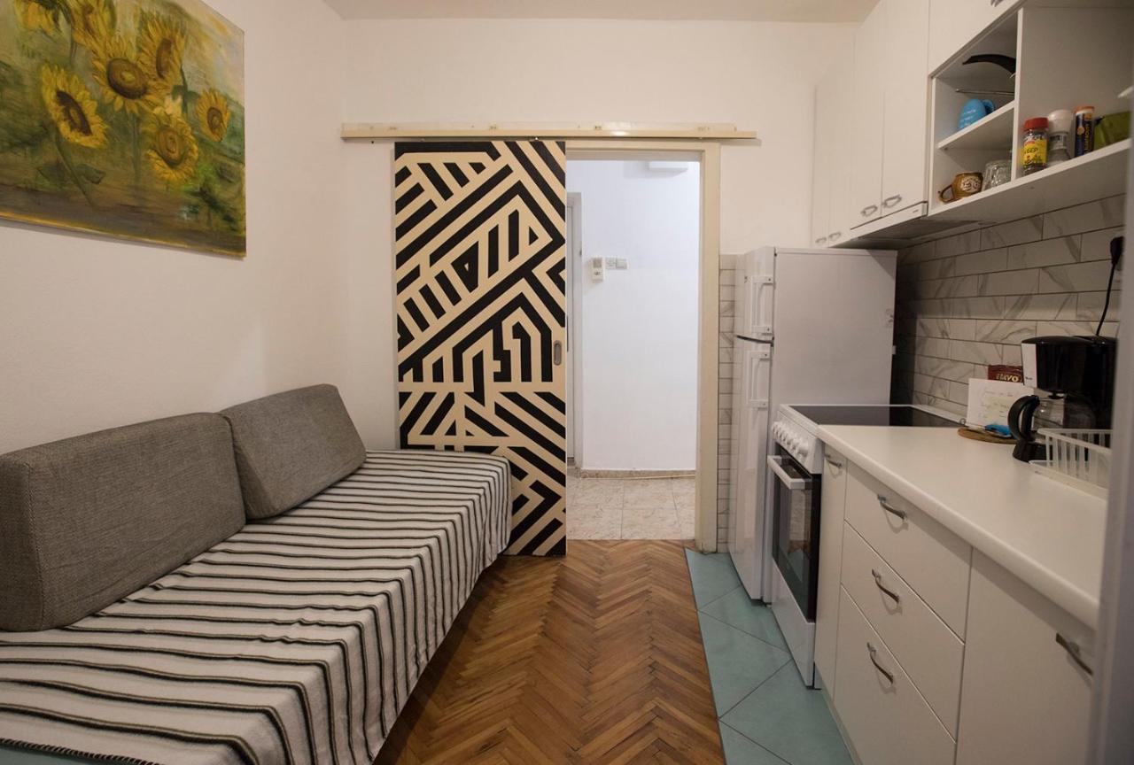 The Pioneers Home 2 Skopje Zewnętrze zdjęcie